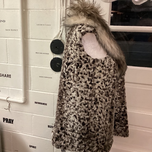 Adrienne Landau Size Large Womens Faux Fur Vest Browns & Creams ANIMAL PRINT - Picture 3 of 5